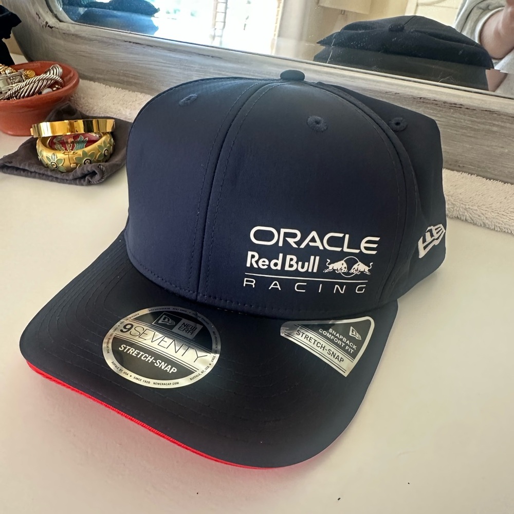 Paddock club Oracle Red Bull Racing Cap